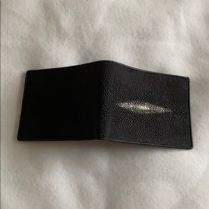 Men’s stingray wallet